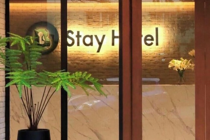 B Stay Hotel