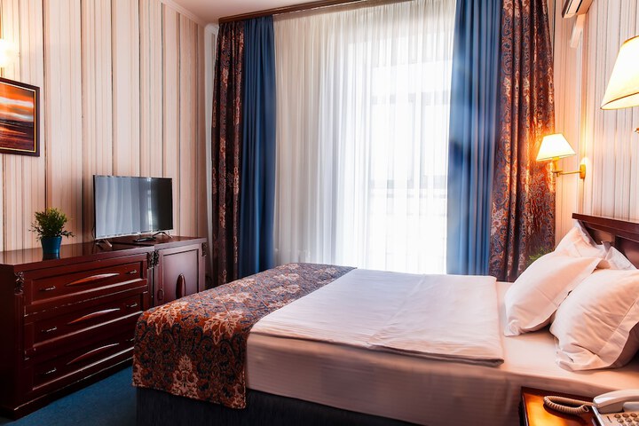 Room 14 of 57