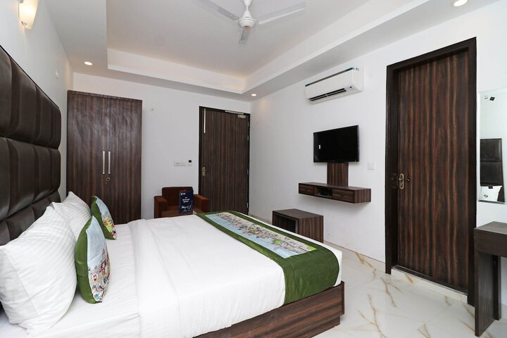 Room 20 of 126