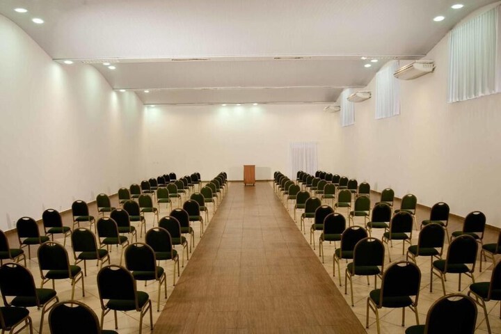 Ballroom/Hall 54 of 69