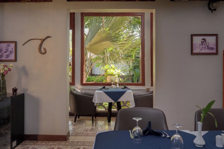 Dining 95 of 157