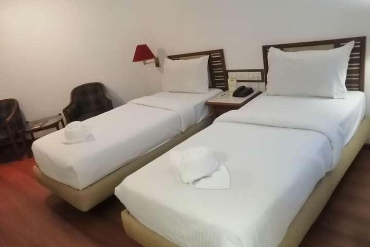 Room 74 of 181