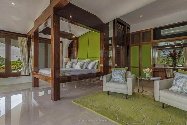 Room 3 of 40
