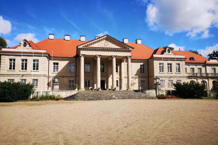 Palac Czerniejewo