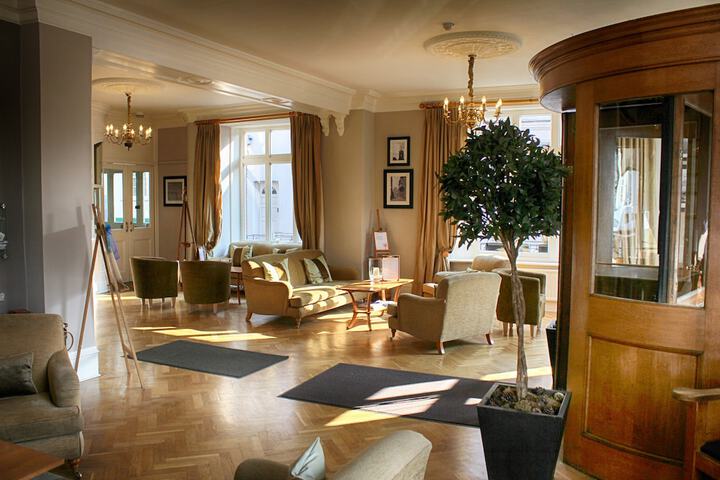 Lobby Photos