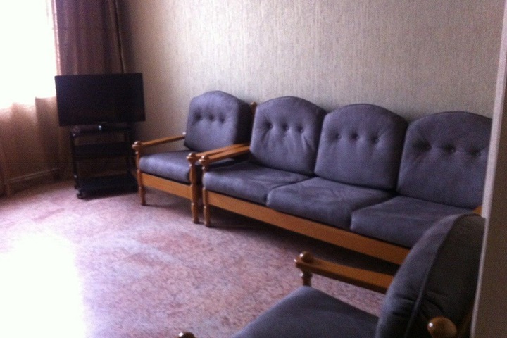Room 12 of 18