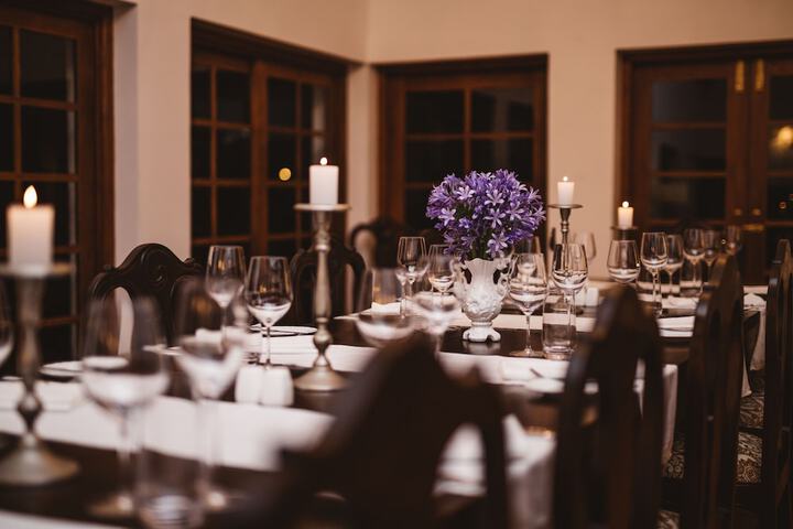 Dining 27 of 44
