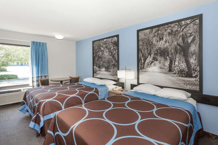 2 Double Beds Second Floor (1 of 5)