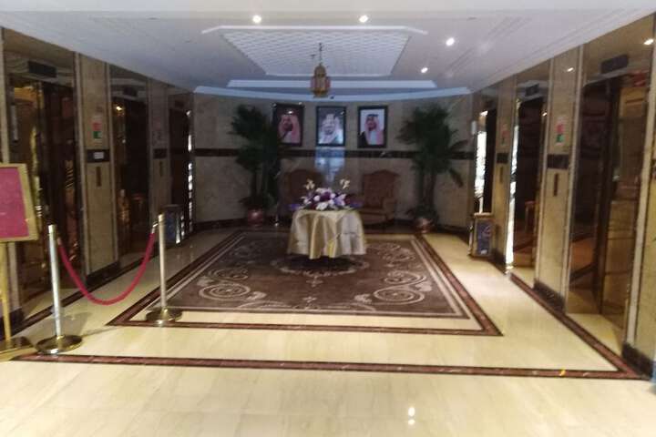 Ballroom/Hall 12 of 60