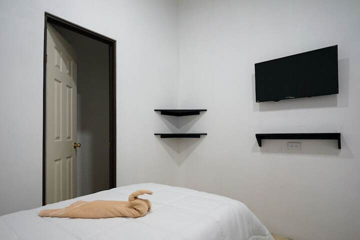 Room 21 of 82