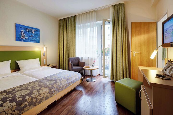 Room 7 of 22