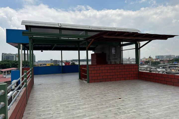 Sundeck 60 of 74