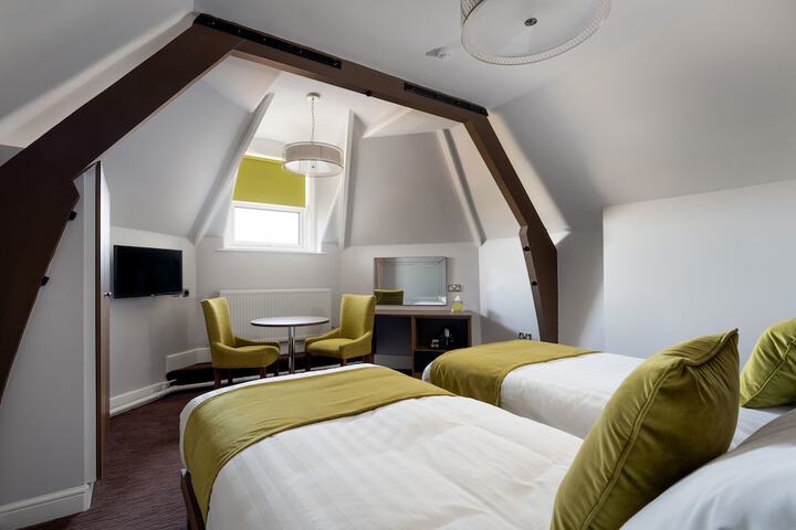 Room 20 of 73