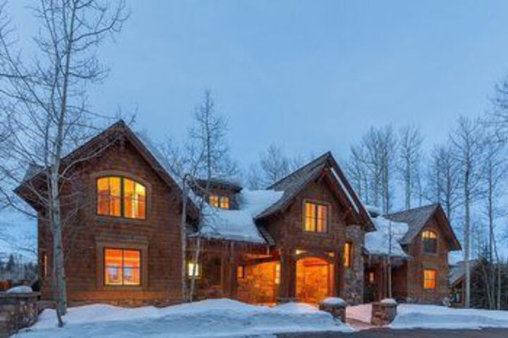 416 Benchmark in Mountain Village by Latitude 38