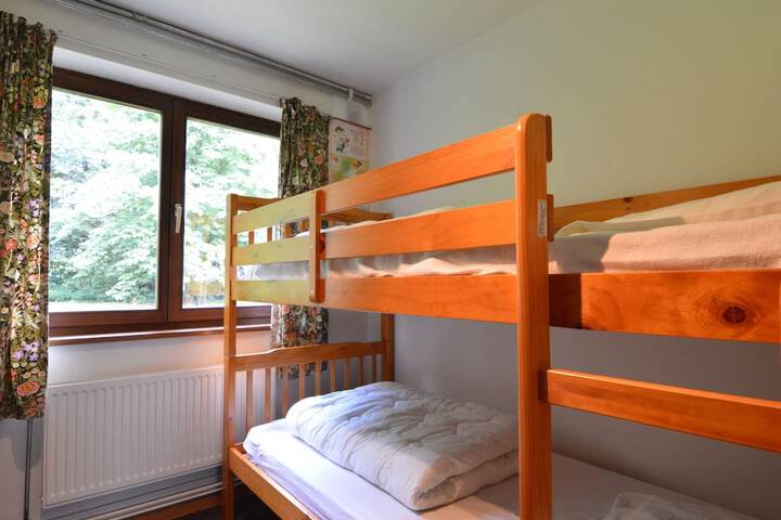 Room 2 of 39