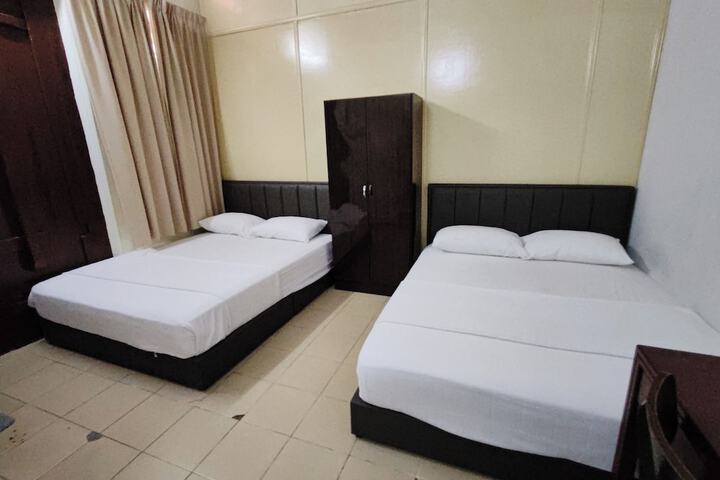 Room 21 of 68