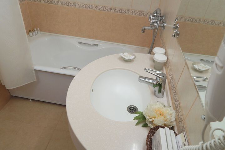 Clean Restrooms