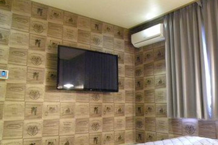 Room 48 of 53