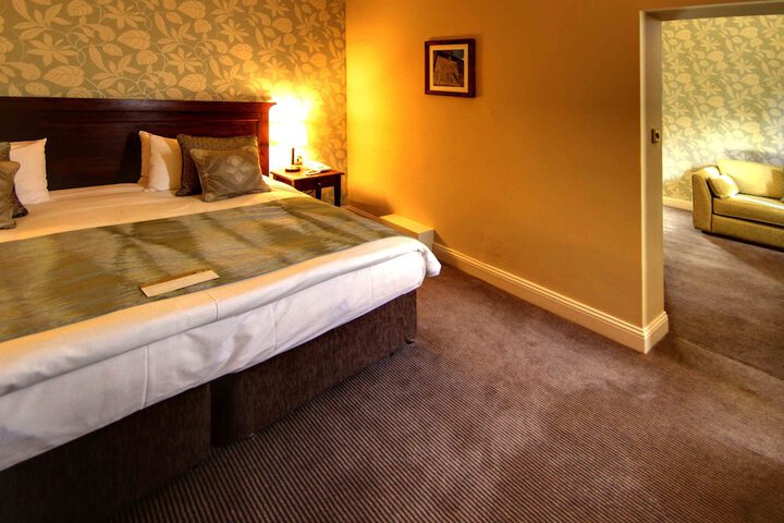 Room 8 of 27