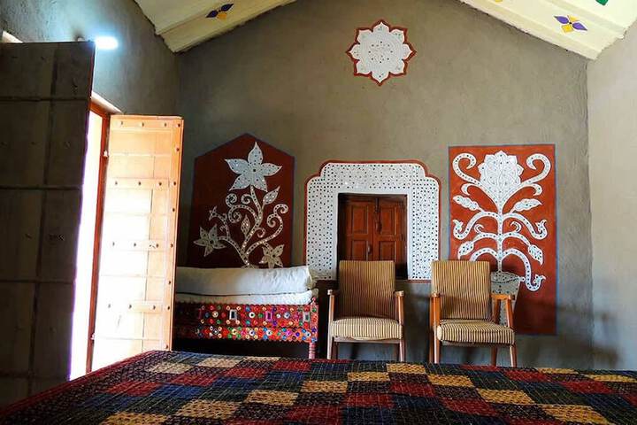 Room 13 of 63