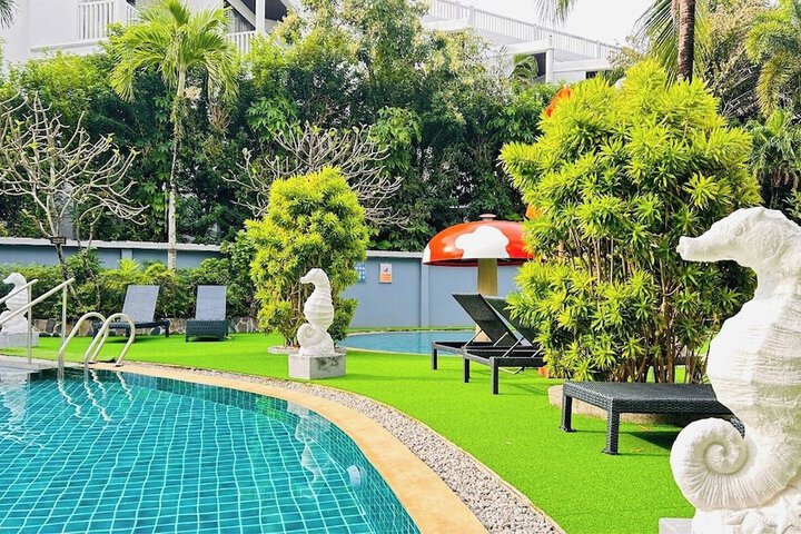 Pool 49 of 71