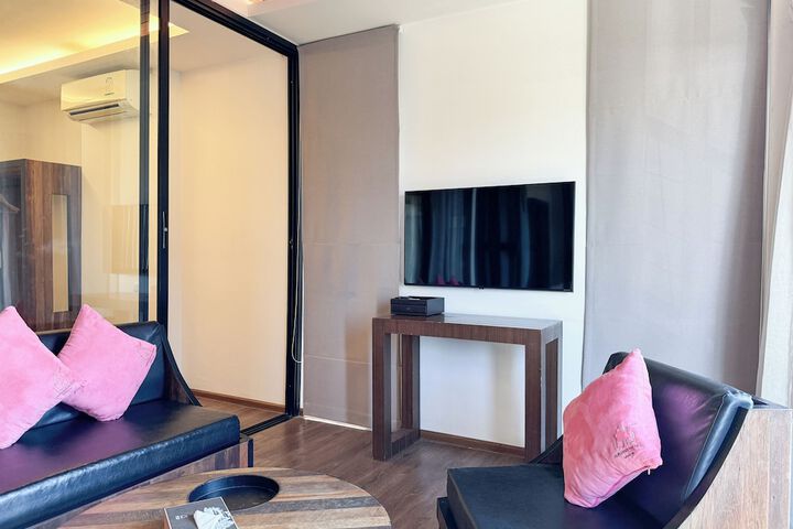 Room 16 of 51