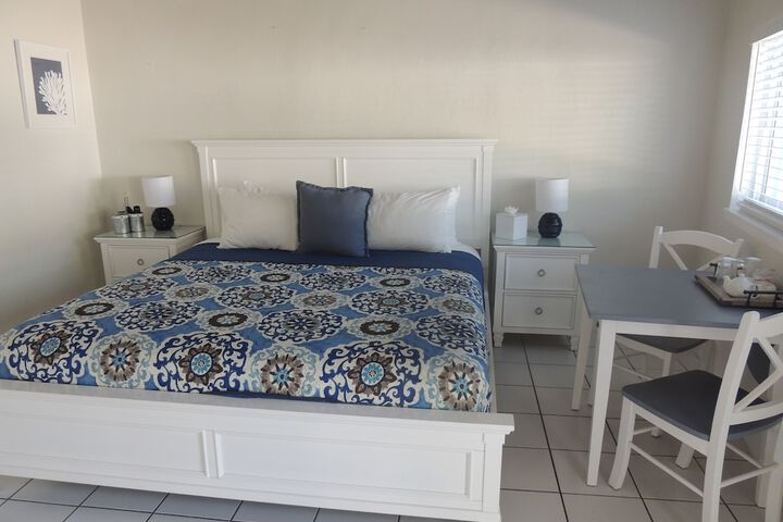 Room 30 of 82