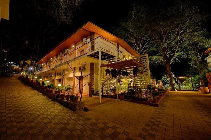 Hotel 56 of 65