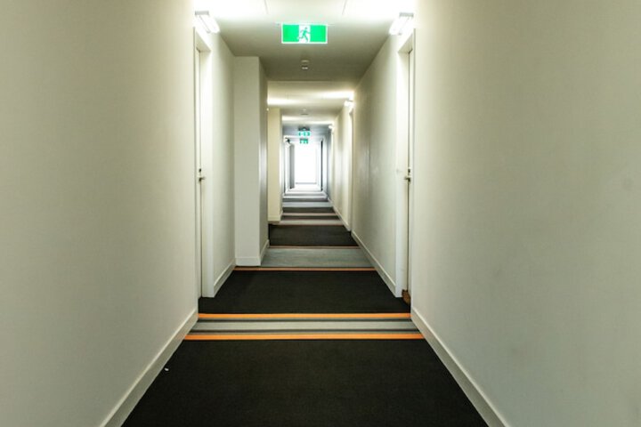 Ballroom/Hall 27 of 30