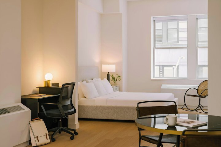 Room 12 of 51