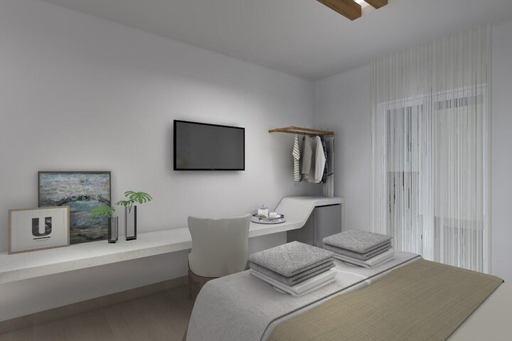 Room 8 of 37