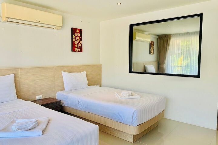 Room 22 of 164