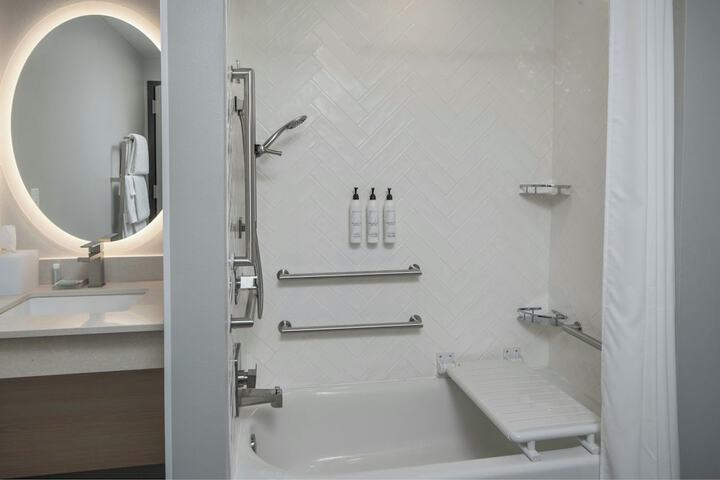 Room 19 of 27