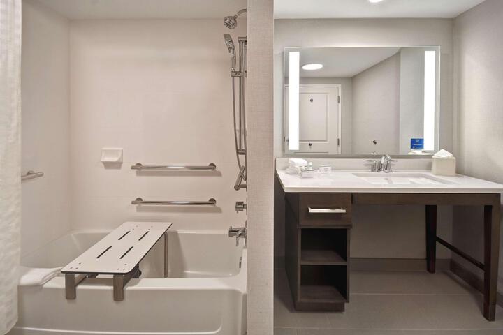 1 King Bed Studio Suite (17 of 20)