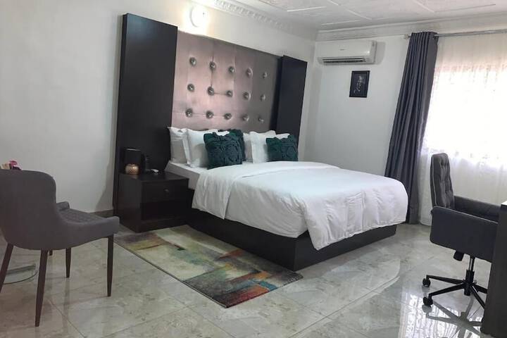 Room 7 of 50