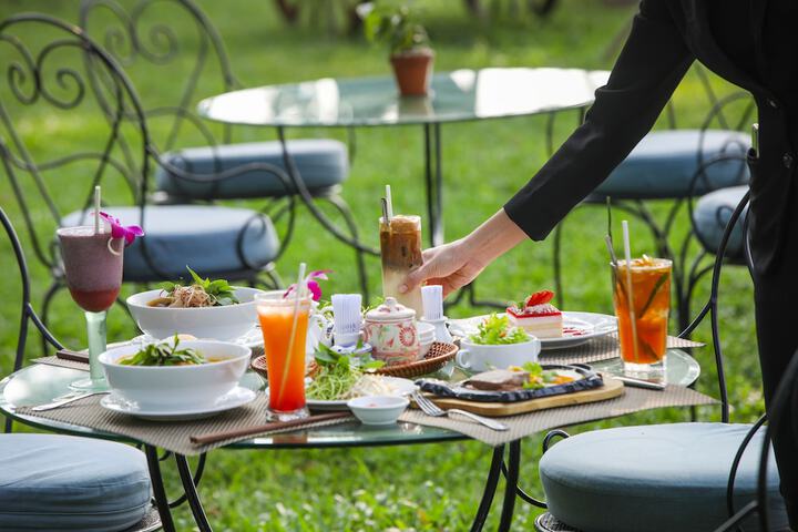 Breakfast/Coffee Service 56 of 70