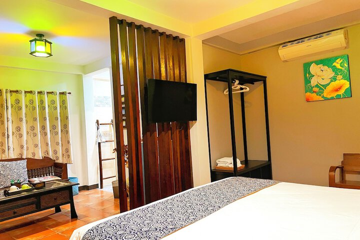 Room 15 of 62