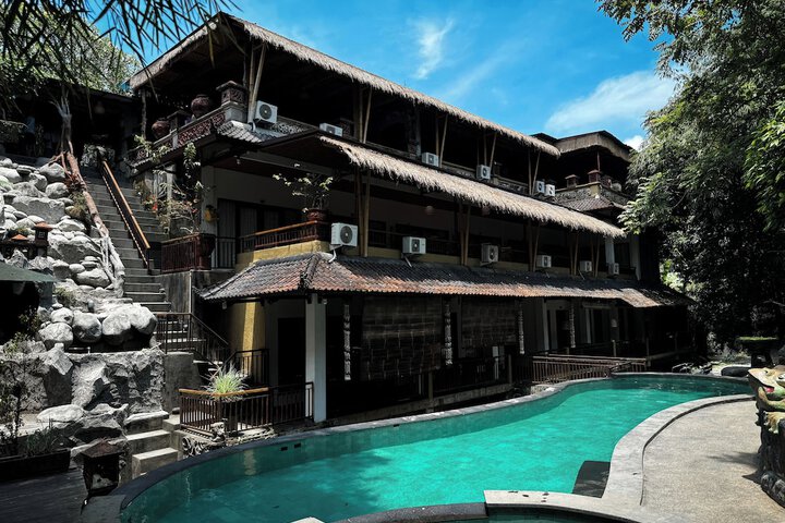 Pool 6 of 16