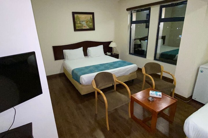 Room 21 of 46