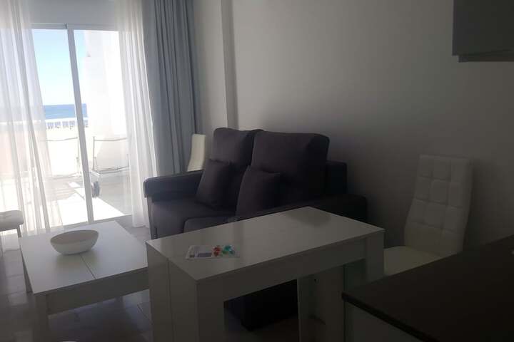 Room 25 of 48