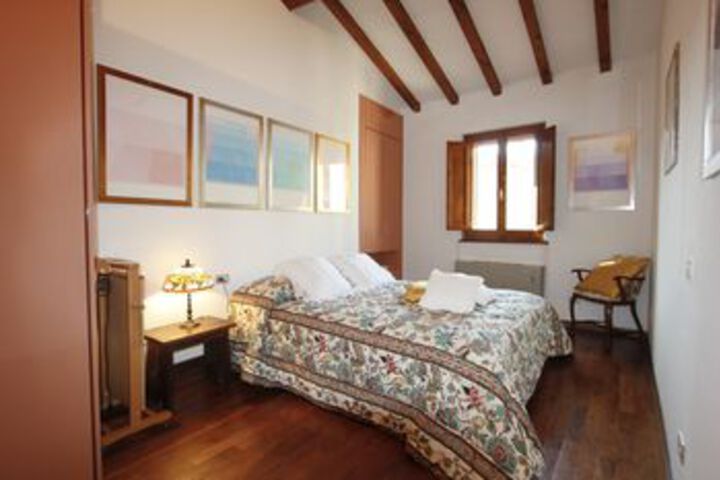 Room 9 of 43