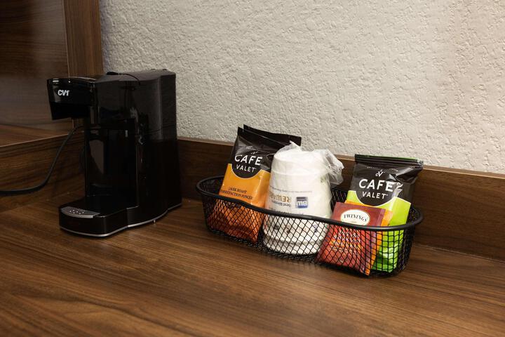 Suite 1 King Bed Larger Room Floor To Ceiling Windows Work Desk Microwave and Refrigerator Air Conditioned Continental Breakfast (3 of 14)