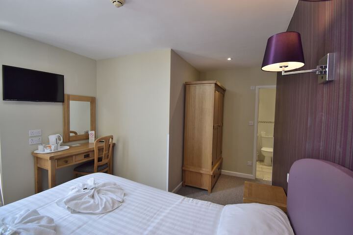 Room 30 of 92