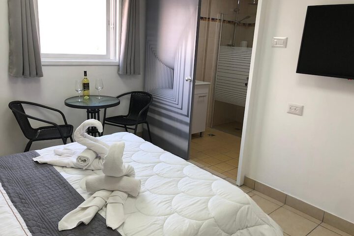 Room 63 of 140