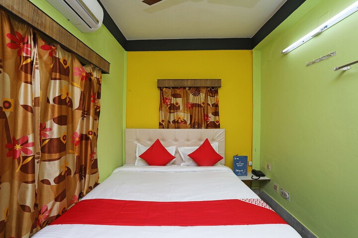 Room 10 of 20