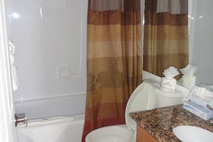 Room 8 of 21