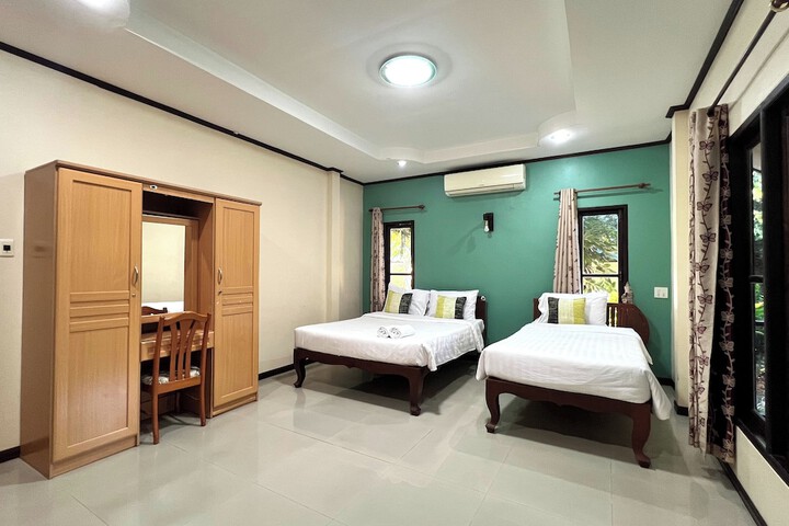 Room 7 of 85