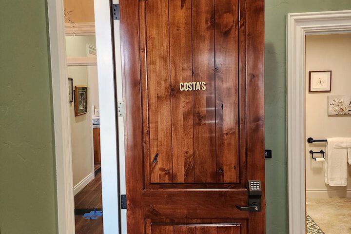 Room 5 of 32