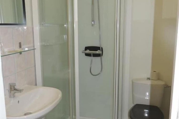Room 18 of 31
