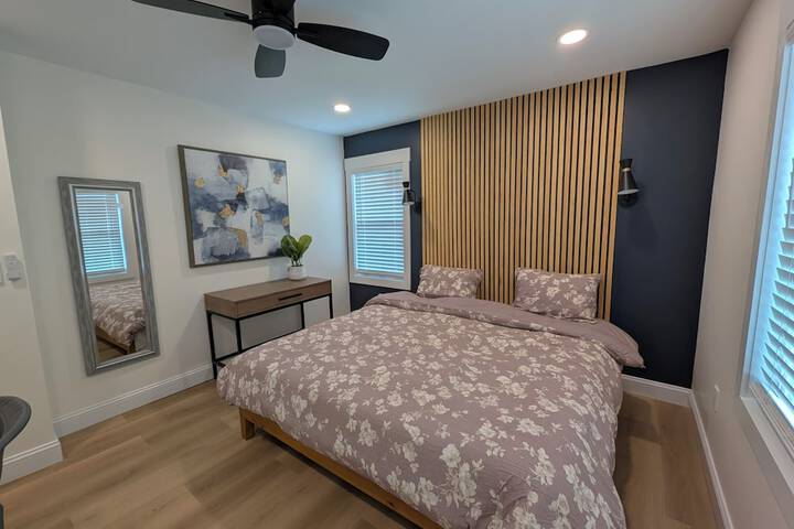 Room 6 of 23